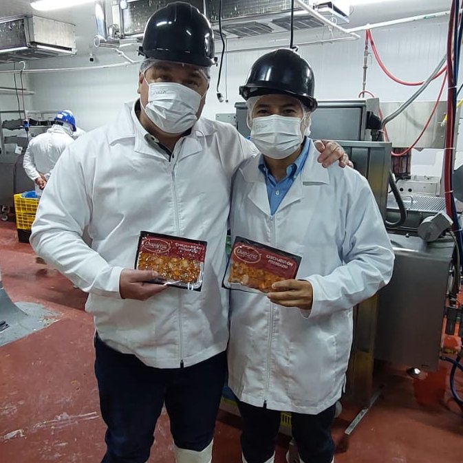 CanConsulGDL's tweet photo. Grateful for the warm welcome in #Tepatitlán! 

Together with the agri-food trade team, we strengthened ties in #LosAltos with @GobiernoTepa, CRIALTOS, and local pork &amp; poultry associations. 

Great to see Canadian raw materials in El Gran Chaparral’s value chain! 🌾 https://t.co/PxePpr1noV