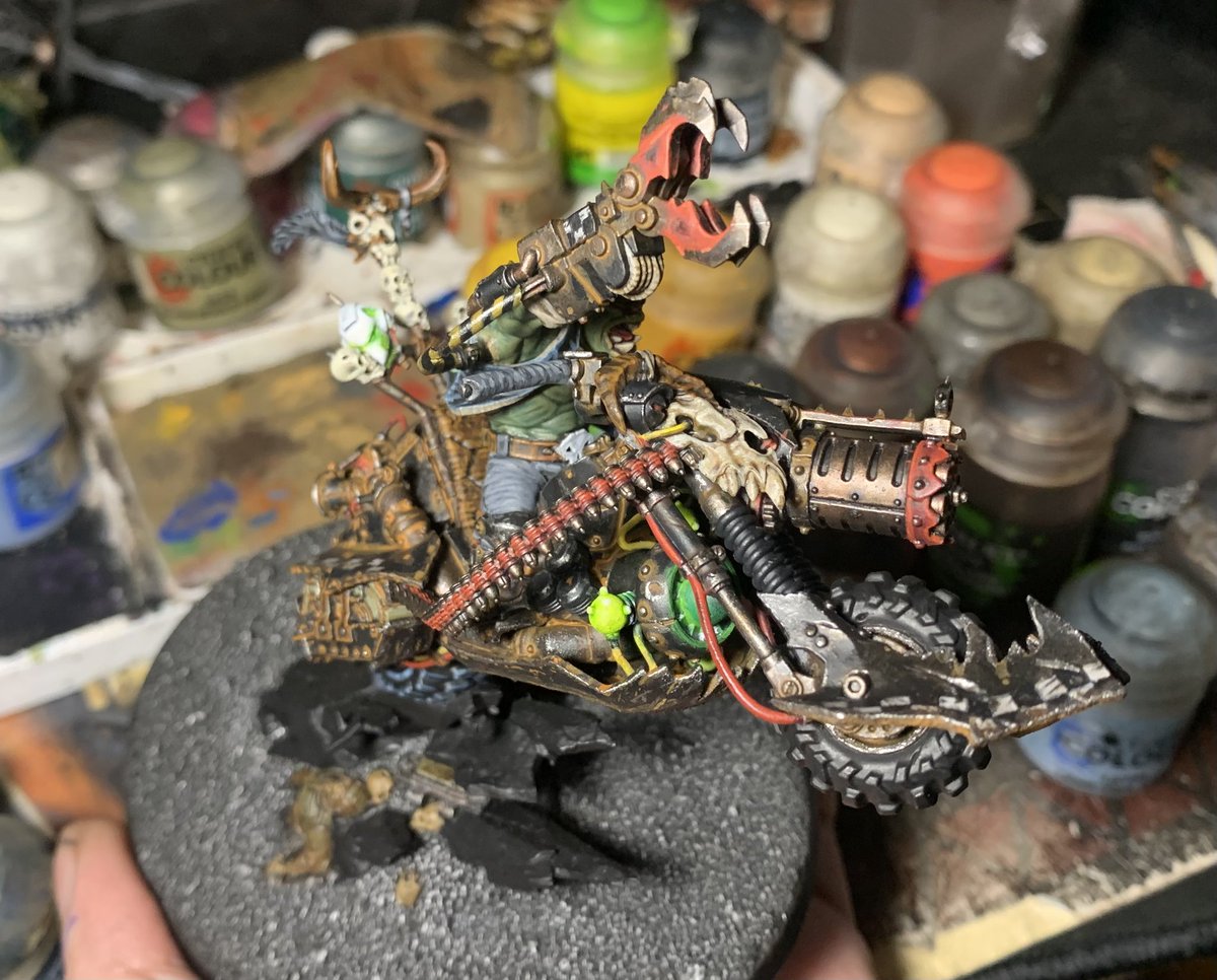 ZombieFeRd's tweet photo. Got ‘dis far wiv Wazdakka, Boss!

Did da ruzt on da chassis &amp; paint’d up da front end ov da bike, did da ruzt on ‘dat too. ‘Den slap’t it ‘er on da chassis

Just gotta do up da battle damage, an’ mor ruzt on spotz I’z miss’t

Workin’ on Fixit

Anyhoo, ‘ave a snazzy day, Boss
🤘🏻🙂 https://t.co/4mPqIoQ31t