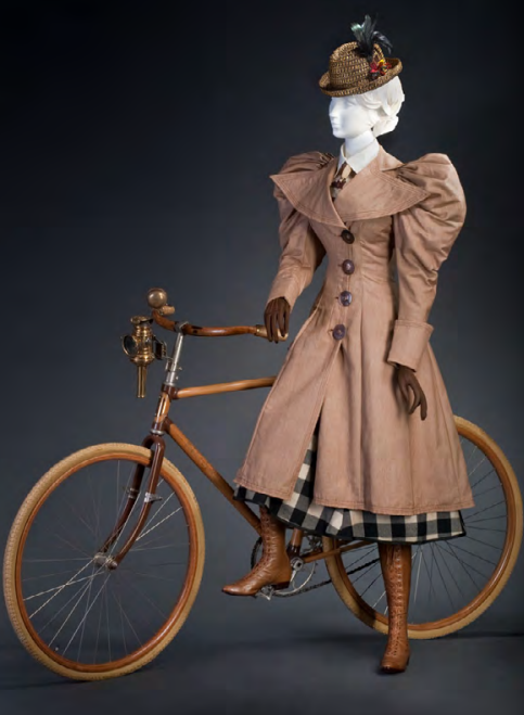 wikivictorian's tweet photo. Cycling ensemble, 1890s. FIDM Museum. https://t.co/5mPUtyw23G