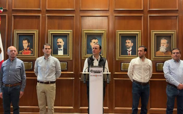 donppt13's tweet photo. #Coahuila, no pudieron ganar el bastión del #PRI, ¿qué pensaban los candidatos de la #4T? no lo sé, pero se apendejaron, se los comieron vivos, no todo fué compra de votos.
               SIGAN ASÍ DE TIBIOS; ¿CUÁNDO DESAFUERO
                 DE ALITO? SEGURO MARU LA VÁ A LIBRAR https://t.co/tP4vJWJzAw