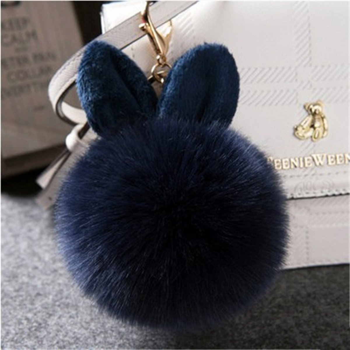 TracyBradllsfq's tweet photo. Just finished a cute hand-knit pom-pom keychain —easy peasy and perfect for my new bag! Love how tiny handmade things add warmth to daily life https://t.co/q9aAu0cynZ