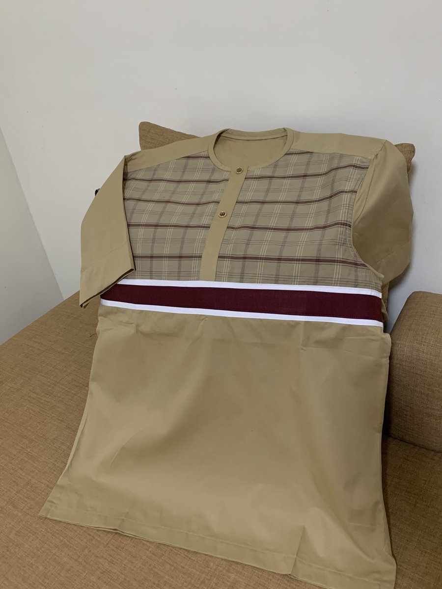Bel_Textile's tweet photo. 👔✨ Un client nous a confié ses coupons de tissu pour la confection de ses chemises, en nous donnant carte blanche pour le choix des modèles. Et voici le résultat ! 🥳 https://t.co/X73EQKbW4G