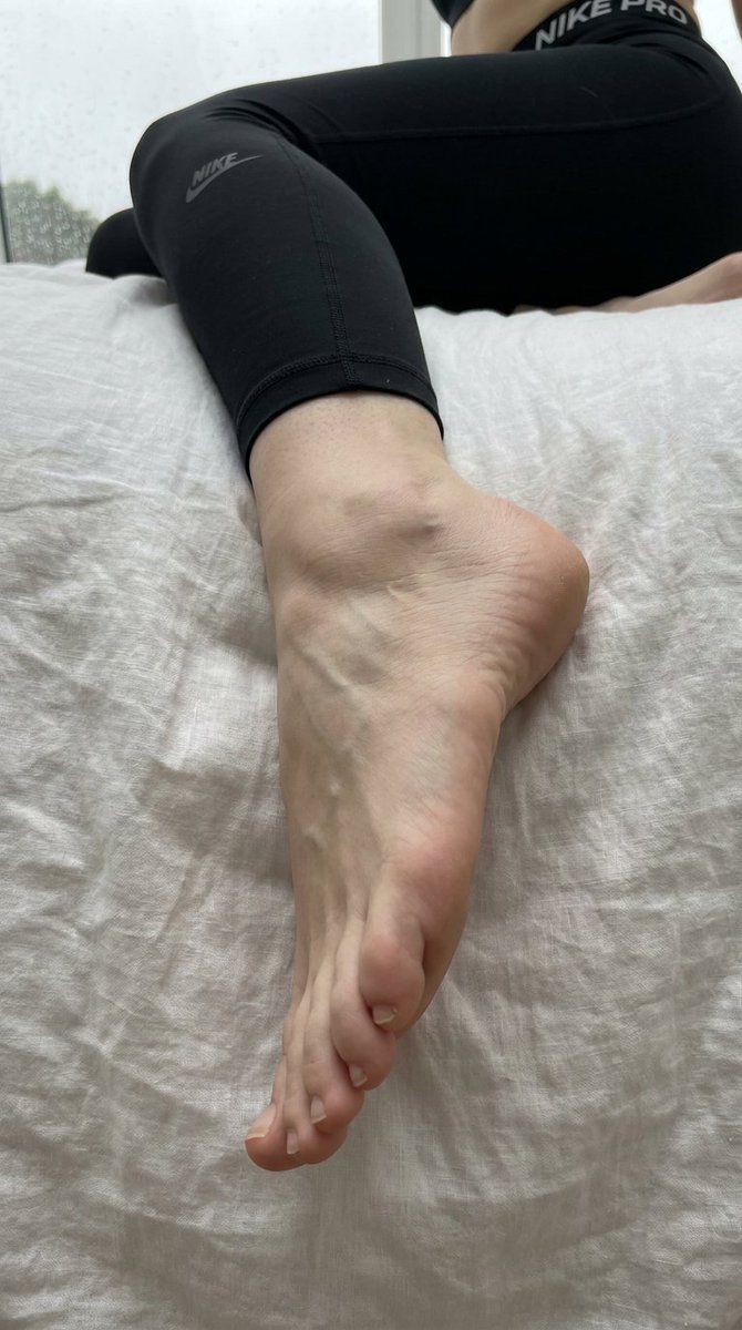 hopeysoles's tweet photo. I don't feel like it today, I'm tired.
#instafeet #soles https://t.co/HBucxKAFU6