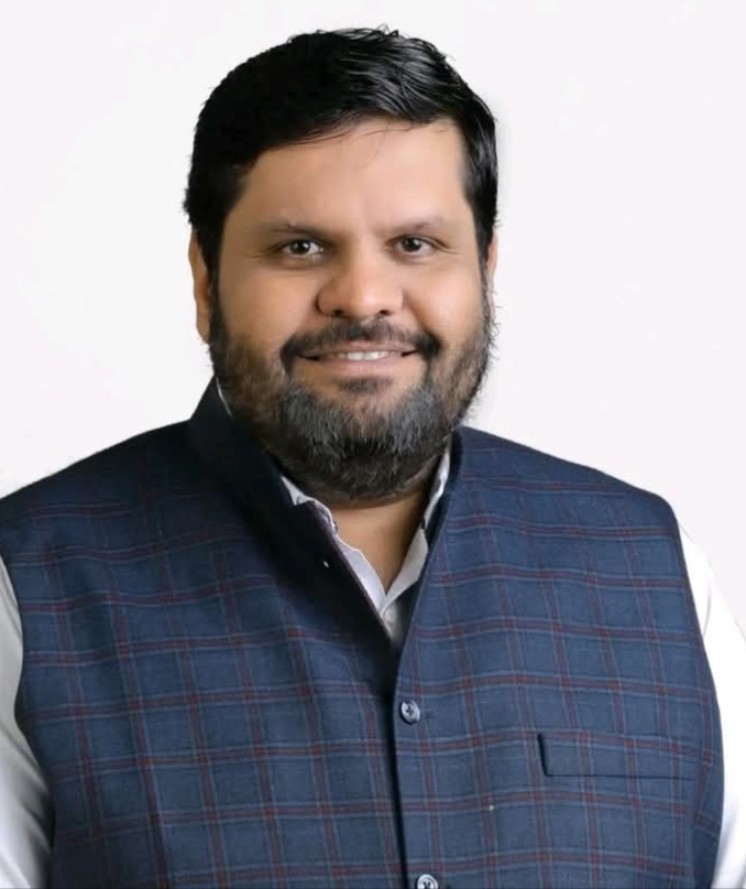 VishwanathKali1's tweet photo. @savedemocracyI 5 ट्रिलियन में कितने जीरो 🤣 https://t.co/8NIKgvucnT