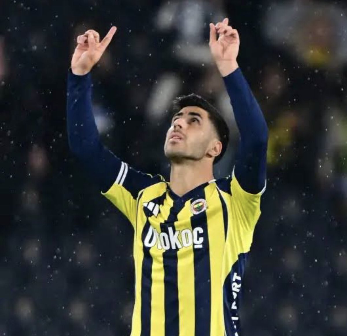 asensiomode's tweet photo. Erhan Alveroğlu:

"Marco Asensio’nun Fenerbahçe’den ayrılmak istediği bilgisi doğru değil. Oyuncu Fenerbahçe’de mutlu." https://t.co/bFUmyHbIXf