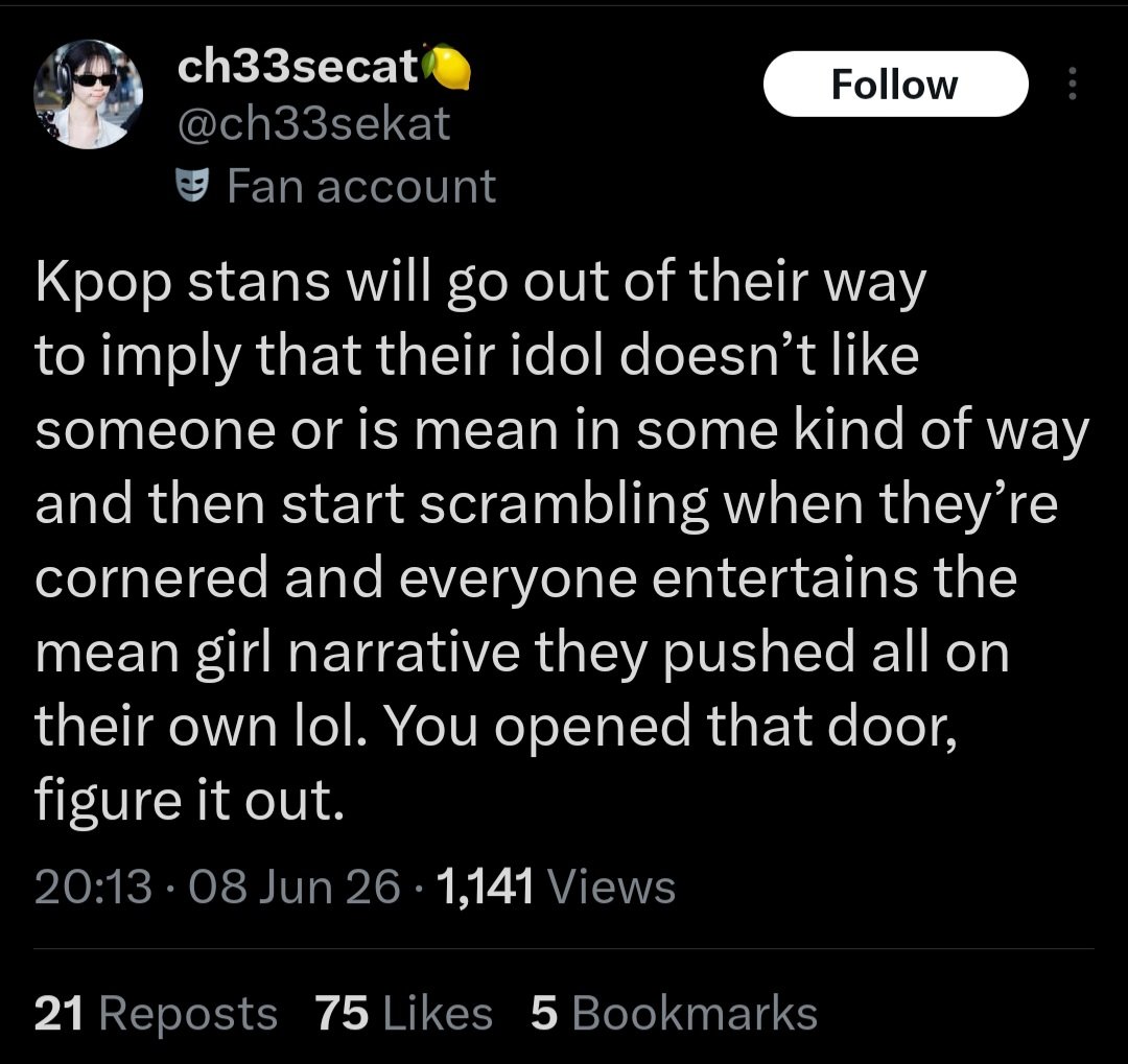 wonter31's tweet photo. So weird to me how mys twist things to fit their narrative to defend that sf. Wtbs never said winter is mean but that she on that day didn't want to do fanservice with k despite this she was kind and smiled in the camera for her. https://t.co/bQvefTlULu