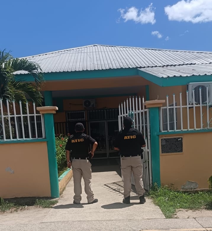 MP_Honduras's tweet photo. #FETCCOP y #ATIC investigan presuntas irregularidades en alcaldía de Jutiapa, Atlántida https://t.co/fDqVhnBfE8 https://t.co/tQiY1PI8nW