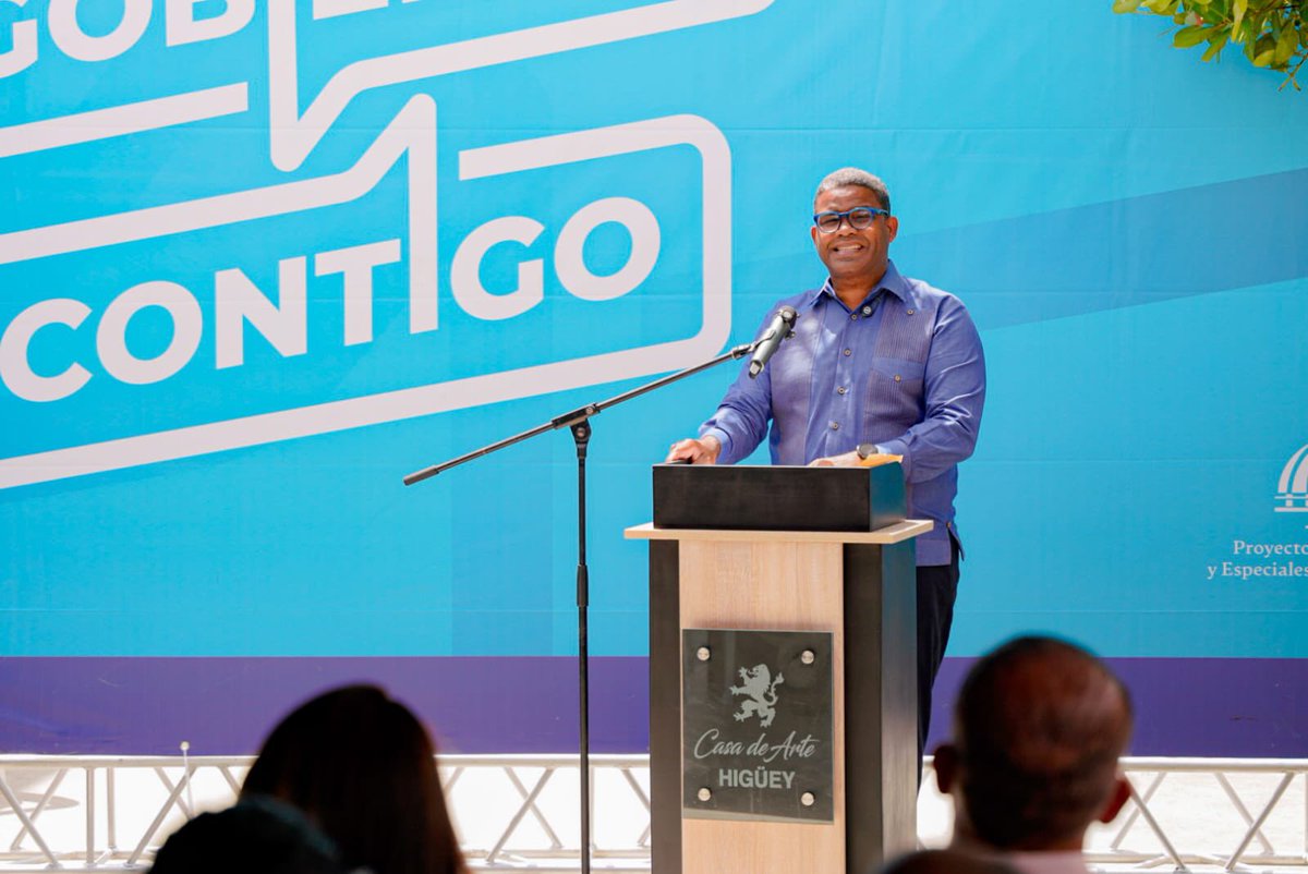 propeepgob's tweet photo. Cumpliendo con los compromisos asumidos en el pasado Gobierno Contigo 💙

Hoy hicimos entrega del remozamiento de la infraestructura y de equipos a la Casa de Arte de Higüey, en la provincia La Altagracia, a través del programa Renacer Contigo, fortaleciendo este importante espacio para el desarrollo del arte y la cultura en la comunidad 🎭✨1/2