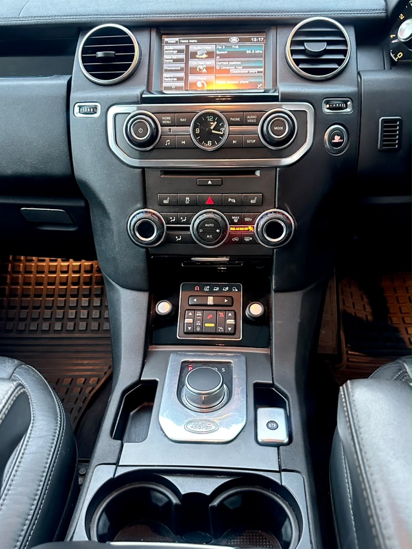 Eng_Matarra's tweet photo. #Budget 65M

DISCOVERY 4 HSE 🔥🔥🔥🔥

#Chassis No.

▪️Cc. 2990
▪️Full Ac 🌨
▪️Year 2013
▪️Diesel ⛽️ Auto
▪️Leather seats 💺
▪️Sport Rims 🛞
▪️Sun -Roof 🪩
▪️Good condition 
▪️Full Documents ✅️

IPO DAR

#Free Registration ✅

CALL/WHATSAPP-0719542184

ANGALIA HIYO DASHBOARD 🔥 https://t.co/FzIDplnXT5
