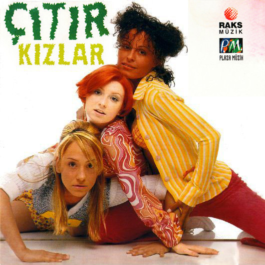 dogan14984's tweet photo. @lilithciyiz @popileaks İlk kız grubu cici kızlardı 1974 ve ilk pop grubu ise çıtır kızlar 1996.hepsi grubu ise 2005'te çıktı. https://t.co/nZtJJSrbDH