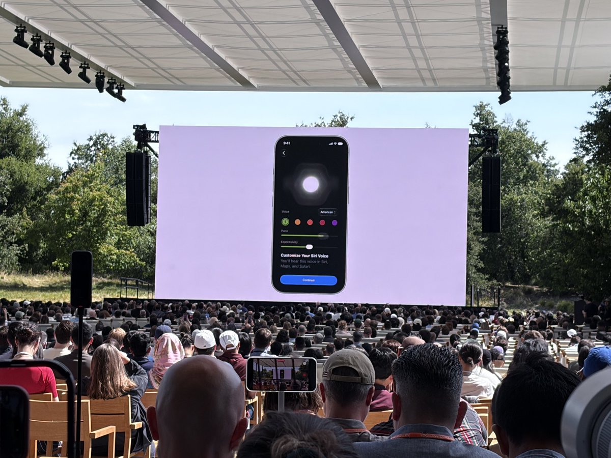 yuzukihiromi's tweet photo. みんな忘れがちだけどApple Intelligence課金がいらないAIであることがすごいところなのよ #WWDC26 https://t.co/j9SUl91JPu