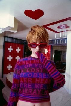 MyBlackTarHeart's tweet photo. GUYS HELP IM STILL HERE (don’t save me) https://t.co/4ZIGzOzeI6