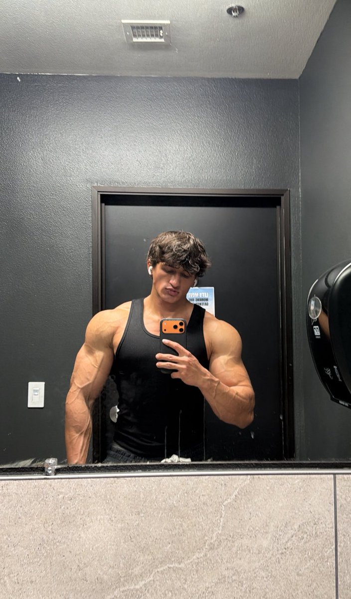 Alpha king (@cashkinghuntz) / Posts / X