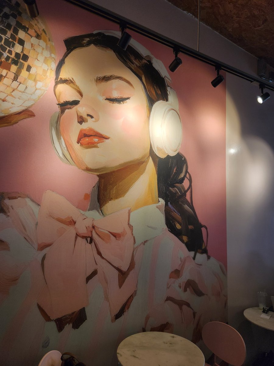 mrsworthys's tweet photo. What spots do you go to for a nice drink. Such as coffee or tea? Do you make your own? Have you tried Lore coffee https://t.co/gpM1eP9cyE https://t.co/LLv1yIb88c
