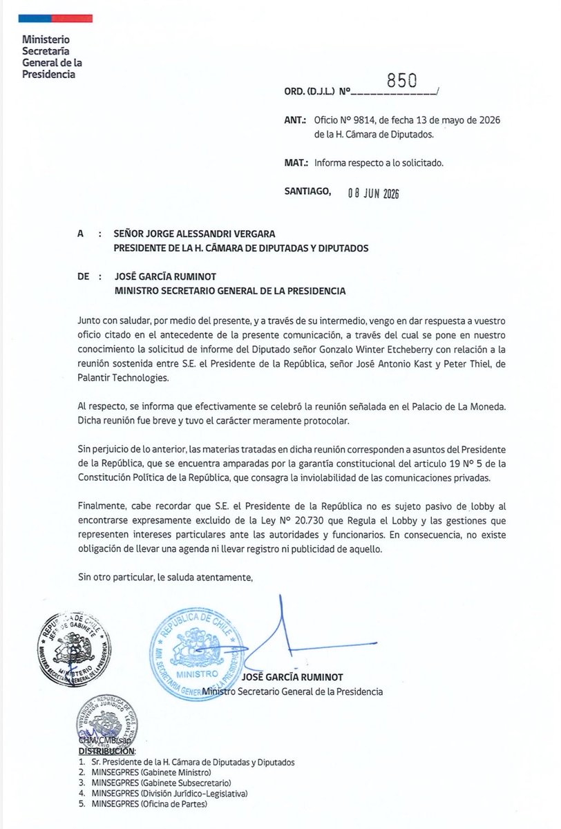 BenjAlvarez1's tweet photo. Confirmed: Chilean President José Antonio Kast hosted Palantir's Peter Thiel at the presidential palace in Santiago. The Chilean government described the meeting as "brief and merely protocolary," refusing to disclose any details. https://t.co/LGBLRd4xYm