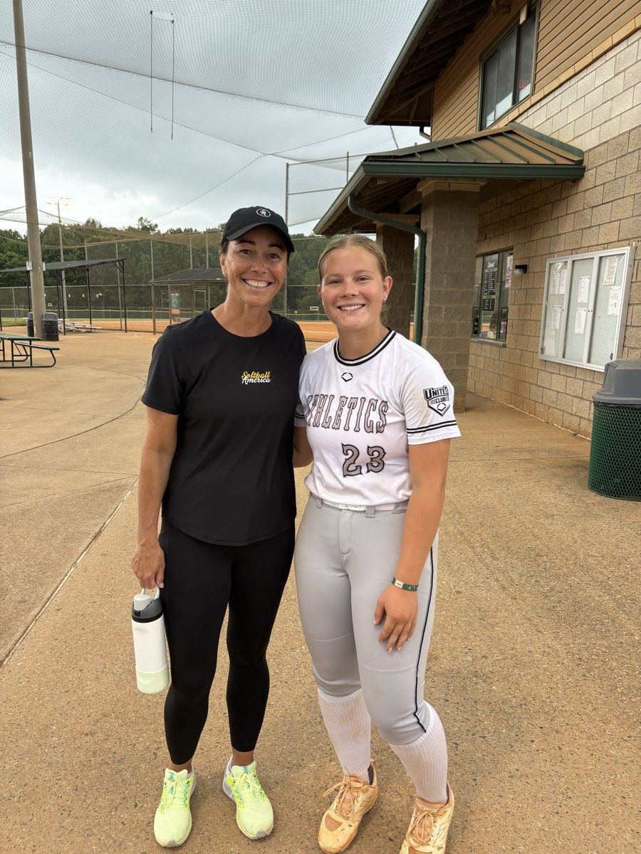 GracieS2027's tweet photo. I had a great camp at the Zoom into June Monday Elite College Camp!! I learned many things that I will put in my bag to continue to get better! A huge thank you to @Vol_Softball @MRhodesSmith, @UGASoftball @Syd_finch, @AuburnSoftball @DJSanders37 @FrizellRiley, @LATechSB @la_techSBCoachT @TKrobetzky!! Also, I had such great conversations with @SoftbalAmerica. I gained a lot of knowledge on the game I love most! 

Trust in the Lord with all your heart and lean not on your own understanding; in all your ways submit to him, and he will make your paths straight.
Proverbs 3:5-6 NIV