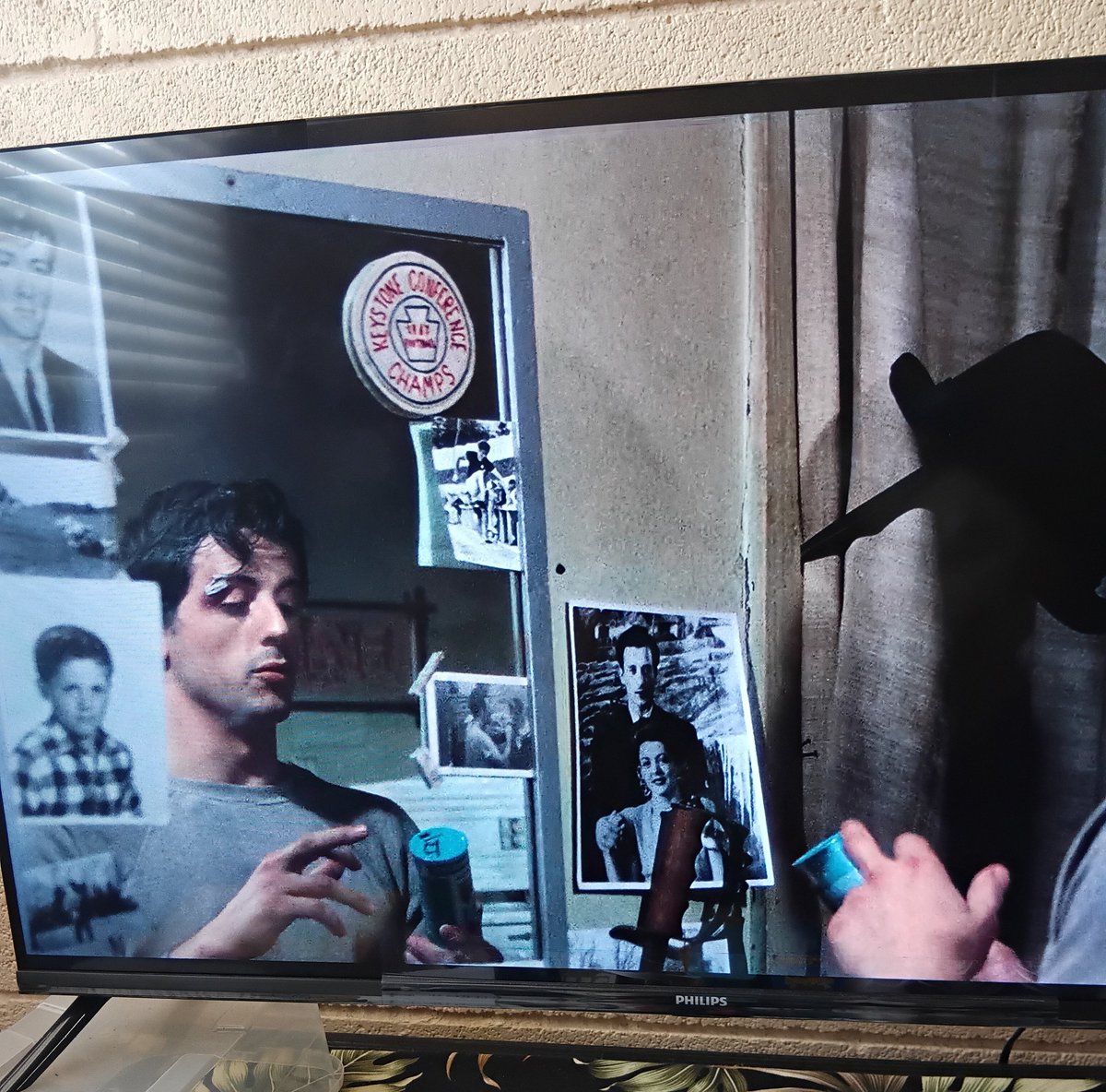 AshleyB46824012's tweet photo. Watching #Rocky ! Love the first 4 movies! Having a good lunch too!
@netflix https://t.co/ATgwpiygci