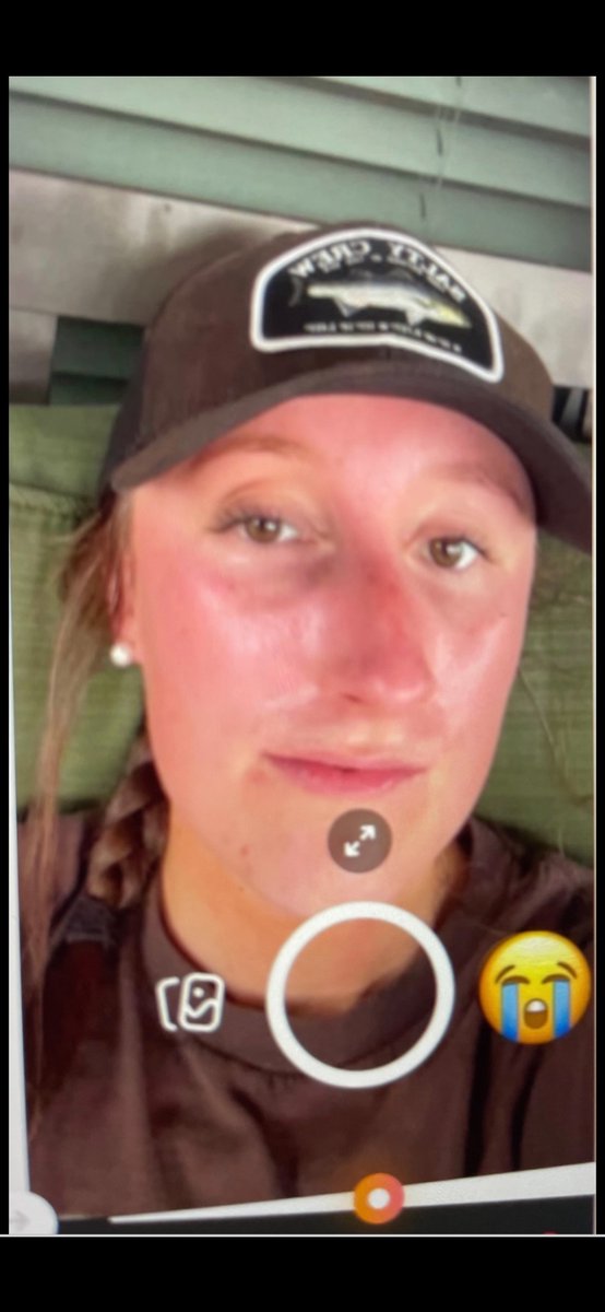 YoudoUb00's tweet photo. @shellybelly910 @Josh60523994 @PBandJenelley_1 U can’t be serious 
No photoshop https://t.co/eyhWx1QET7