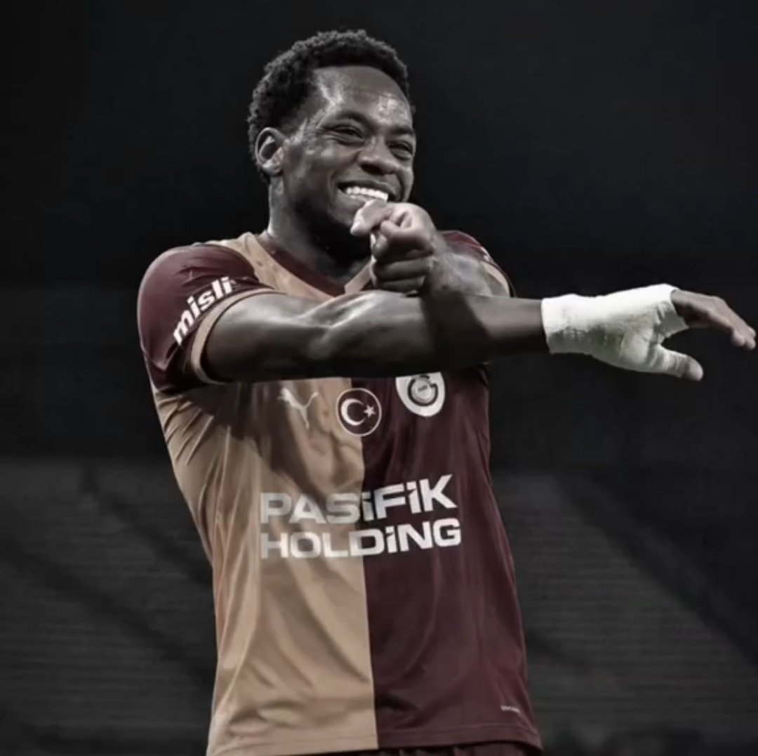 nexygs9's tweet photo. 🚨🔥 Galatasaray'da Jhon Durán transferi %99 oranında tamamlandı.

Şu an yalnızca Icardi'nin durumu bekleniyor.

[@Erdmackgz69 &amp; @samiyengundem] https://t.co/FpFOJusark