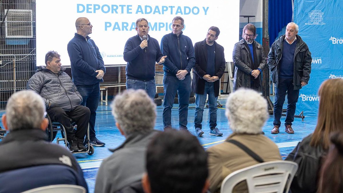 CascallaresPJ's tweet photo. En nuestro Polideportivo Municipal de Alte Brown participamos del 3° Congreso Nacional de Deporte Adaptado y Paralímpico junto a @JuanoFabiani, @Leot14 y @sergiopianciola.
Esta es una propuesta formativa que promueve el fortalecimiento de las prácticas deportivas desde una perspectiva inclusiva.