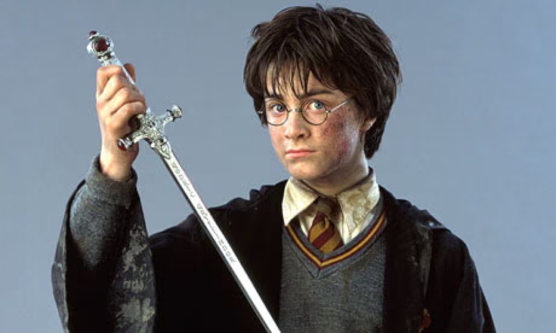 TheDailyHPotter's tweet photo. Don't mess with him ⚔️ https://t.co/WkHP5Gwh2h