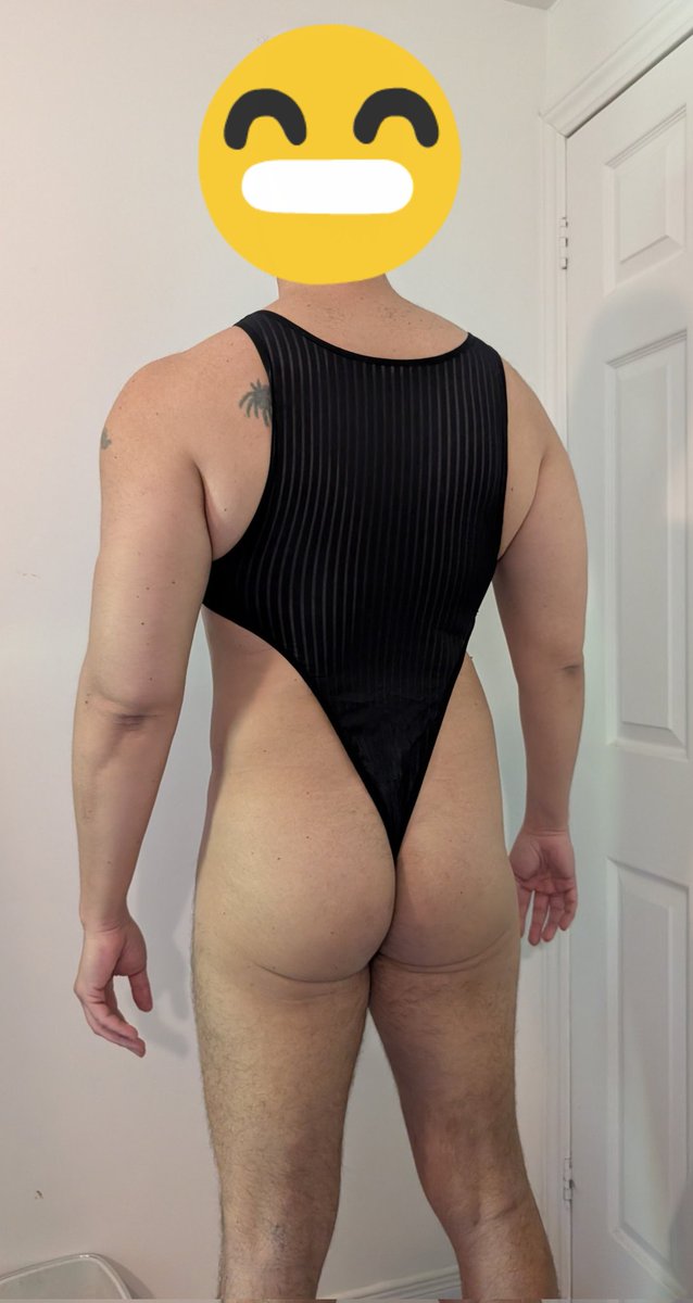 TomTo1985's tweet photo. Can't wait to party wearing this 🥳 https://t.co/j33sNICnCM