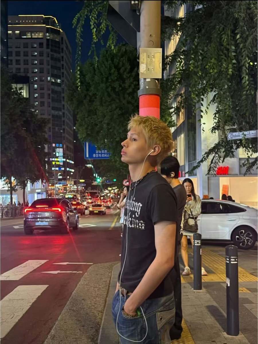 비🌧️ tweet media