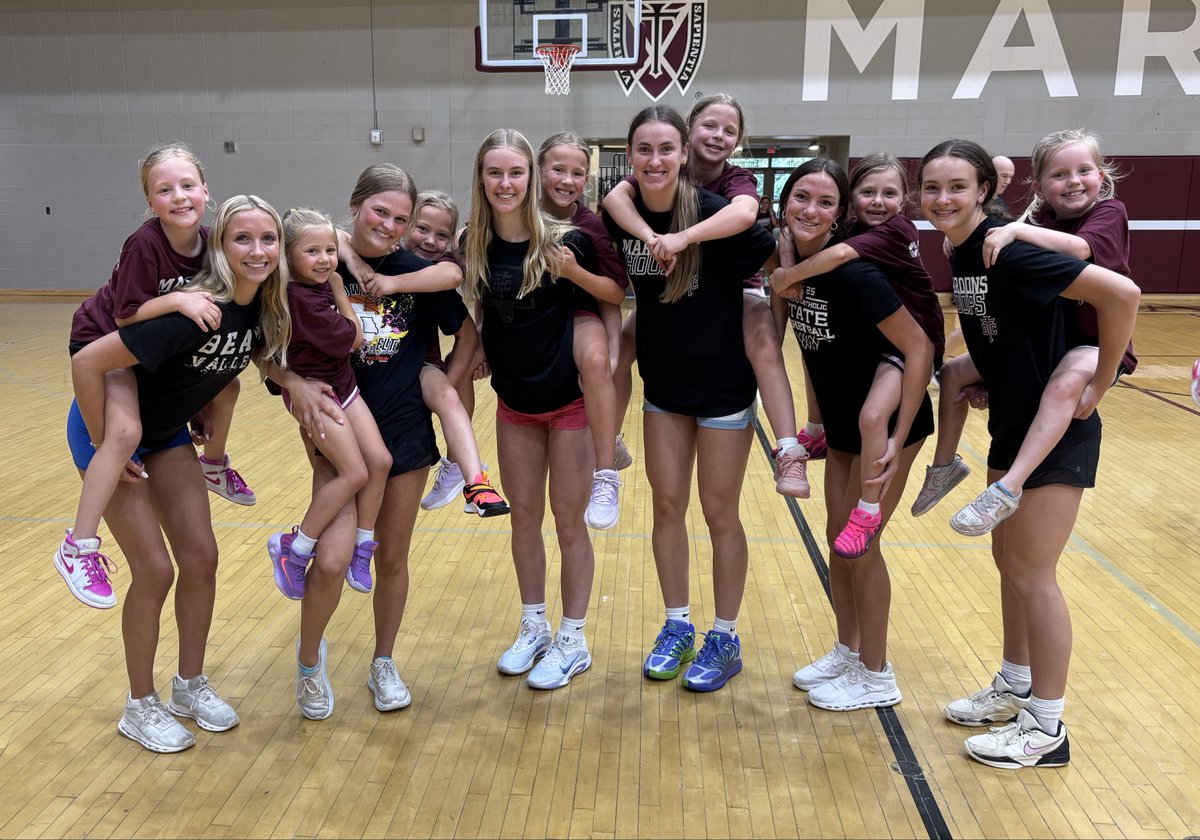 dchsgbb's tweet photo. Another fun day with our 2nd-4th graders at camp! We had dribbling &amp; shooting competitions, 1v1, a future Maroons photo shoot &amp; one of our favorite activities…big jersey relay races! https://t.co/bHFG29u03A