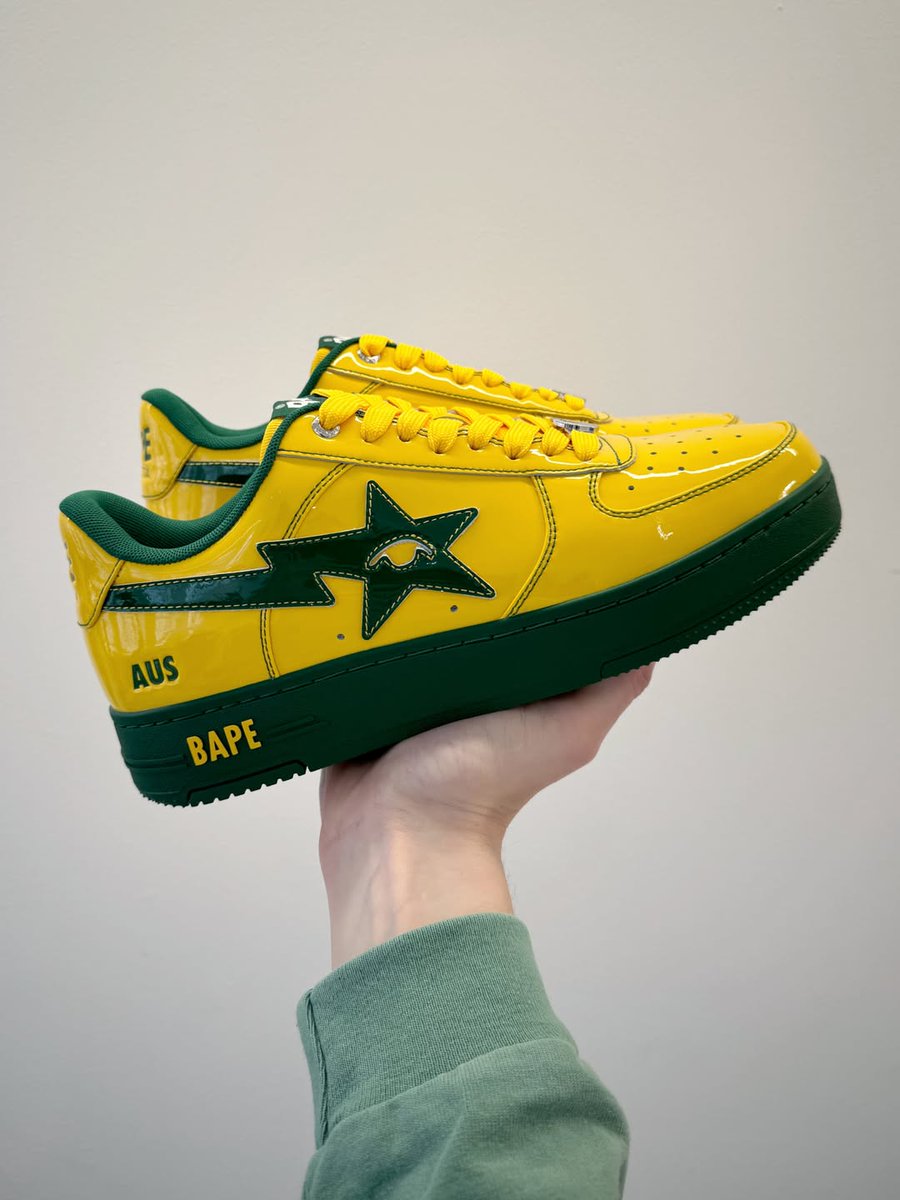 houseofheat's tweet photo. First Look: KidSuper x BAPE STA "Australia" 🇦🇺 https://t.co/dxfLWrv2tK
