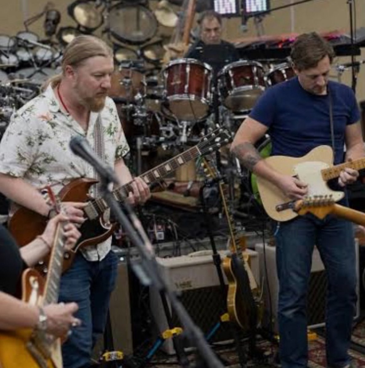 Jaypotta's tweet photo. Wife: “Is that a birthday cake in the frig??”

Me: “Yes.”

Wife: “For who?”

Me: “It’s June 8th.  On June 8th, we celebrate the birthday of Derek Trucks AND Sturgill Simpson in this house.”

Wife: “I’m leaving you.” https://t.co/L59ynsVRKU