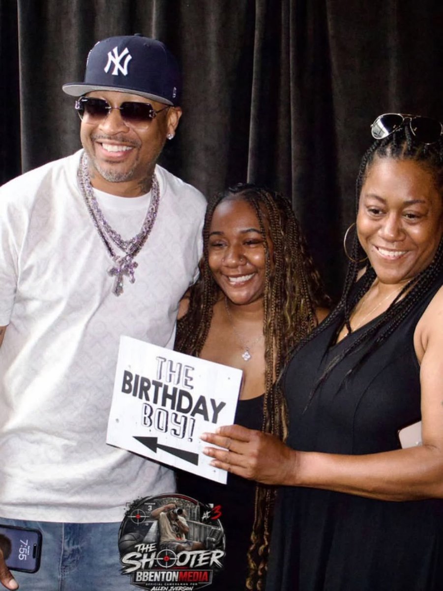 wavecheckers's tweet photo. Allen Iverson celebrating his 51st Birthday with his family &amp; friends 🎂 https://t.co/pQFAwBKJpg
