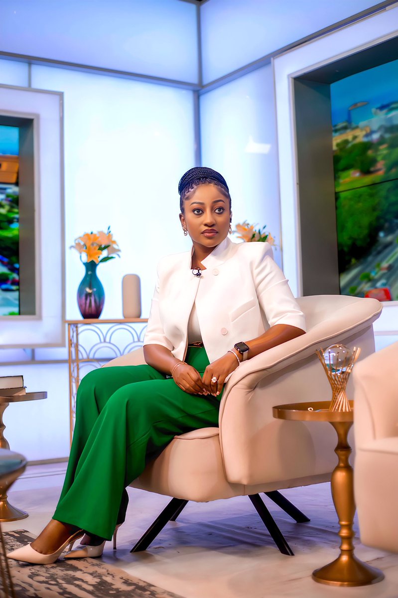 Anita__Akuffo's tweet photo. Lights, camera…………Back to reality🤭🥰🏃‍♀️ https://t.co/qrkLtwU21D