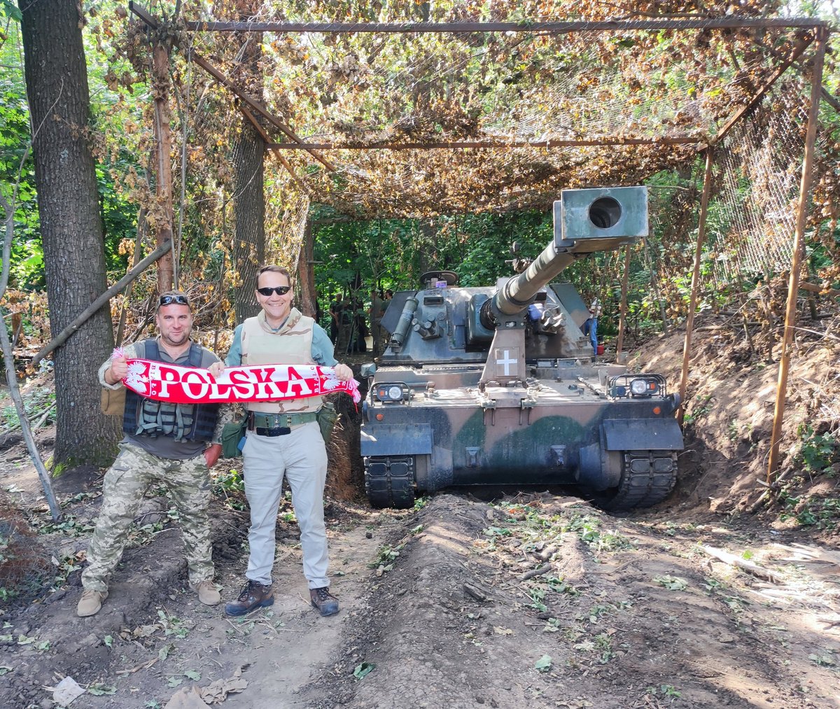 Exen's tweet photo. @sikorskiradek Do tej pory tylko jeden się odważył https://t.co/xOJsqEhOfw