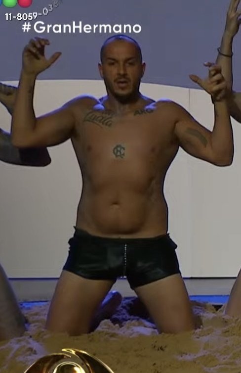 visionoficialar's tweet photo. #granhermano Tanto gym y a nosotras nos gustan así, medio Shrek. https://t.co/C1r1LXnfuS