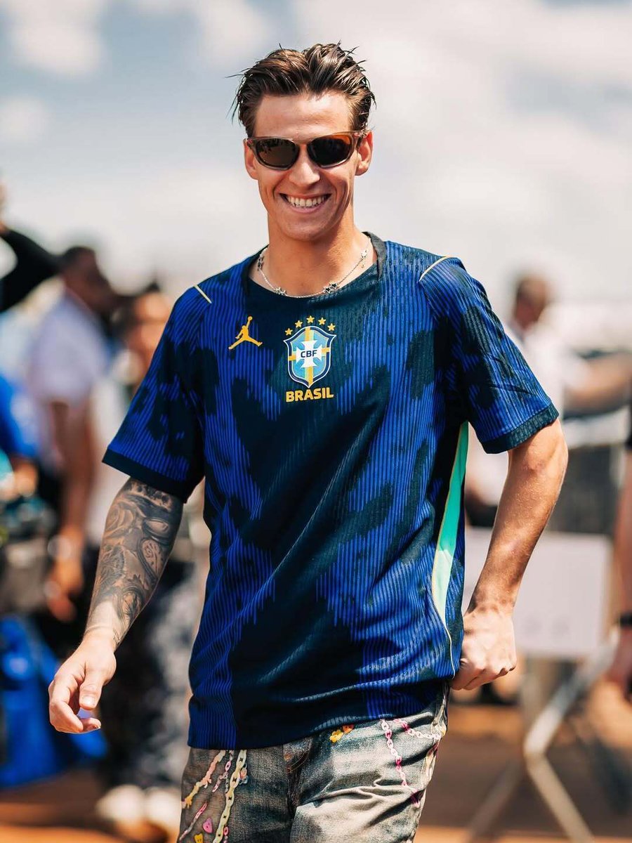 LmBreakSports's tweet photo. Les maillots de la Coupe du Monde sont dispos en boutique 😁 

➡️ENORME réduction code 

 "IMFIFA" OU" lmbreaksports "

Rendez-vous ici  https://t.co/jwcpF0zfb0 

#football #maillot #cdm2026 #Promotion #pourtoi #fyp #soldes https://t.co/DPE57eEgxV
