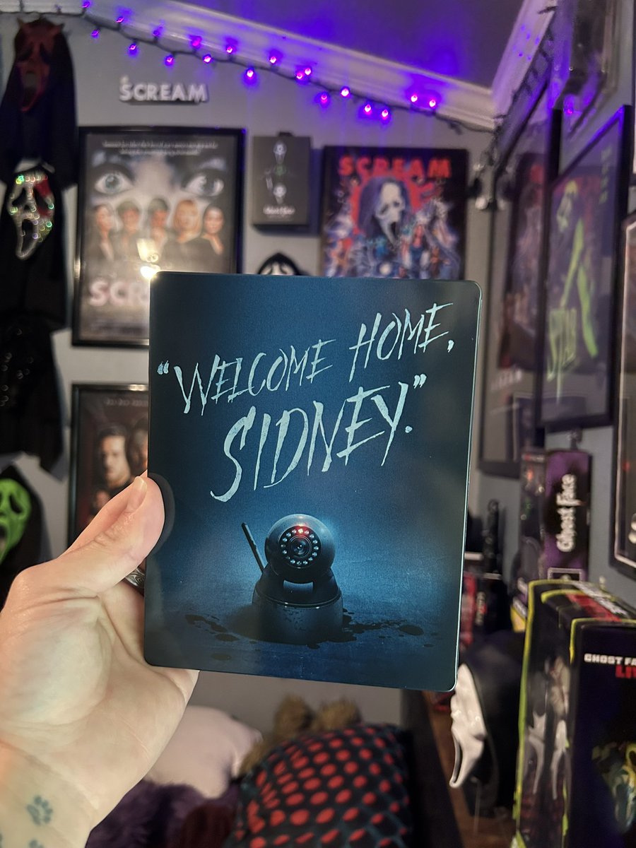 screamsequel2's tweet photo. Scream 4 steelbook finally arrived and she’s PERFECT https://t.co/2s9V7oQThg