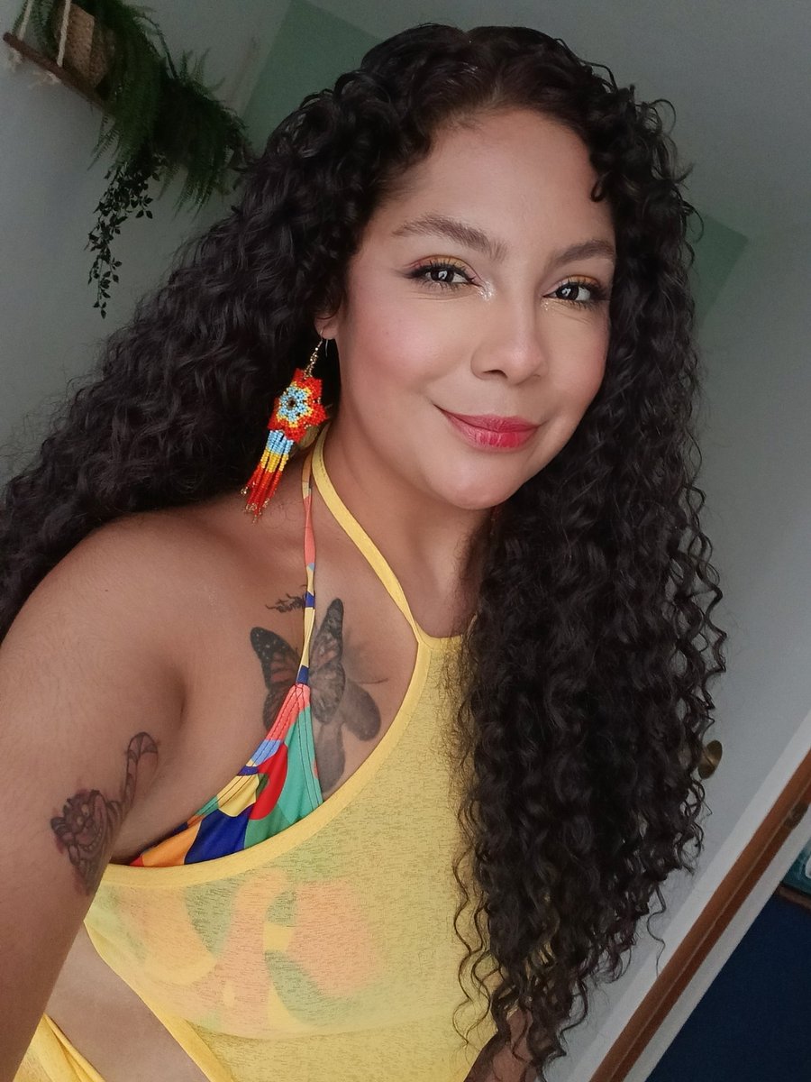 SumisaCorelli's tweet photo. 🩷👩🏻‍🦱🩷👸🏻
Ya saben, a qué afortunado le pertenezco. 🤭🩷🖤🥰
#ElSeñorDeLaNOche https://t.co/q87tLPm55M