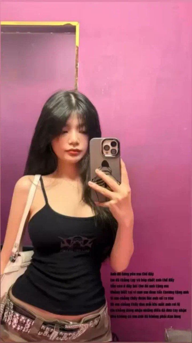 dieulink69's tweet photo. Em gái bị chat dâm với ny xong bị leak https://t.co/l4e2HYQAKY