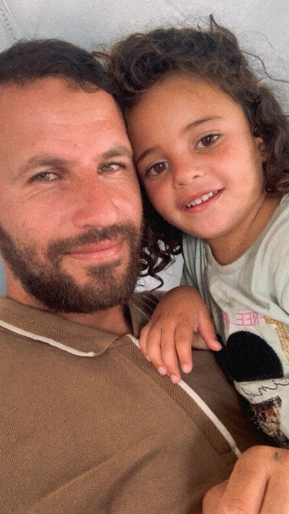 BAlhabel's tweet photo. We are still alive in Gaza... 🇵🇸🥹 https://t.co/PBKCm44Ymc