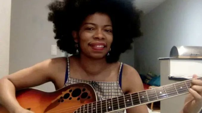 mutsy000's tweet photo. la griotte "MONIQUE TENDAYI", une nouvelle découverte. Dans les prochains jours mon intervention Cultures et Sciences "j'aurais l'immense joie de vous présenter l'artiste MONIQUE TENDAYI https://t.co/fGKW18VXX8