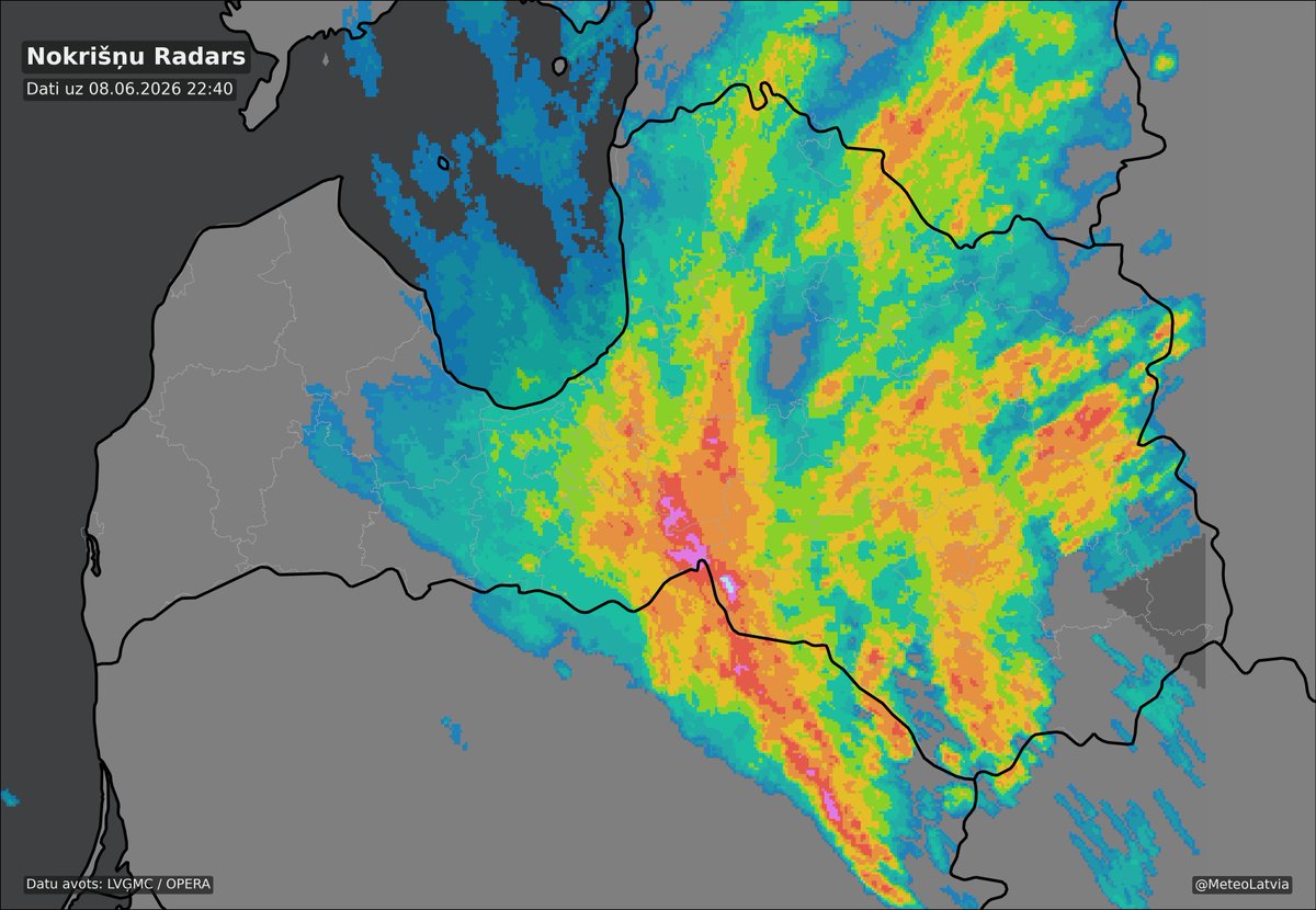 MeteoLatvia's tweet photo. Ilgstoša, stipra lietus ietekmē, Daugavpilī nokrišņu daudzums šodien sasniedzis 50,2 mm (2/3 no jūnija lietus normas). Citviet šajā reģionā ap 20-40 mm. Tikmēr daudzviet Kurzmē turpinās sausums, jo mēneša laikā nav lijis vairāk par 20-35 mm. Padalies - kāda situācija pie Tevis! https://t.co/karixghJhx