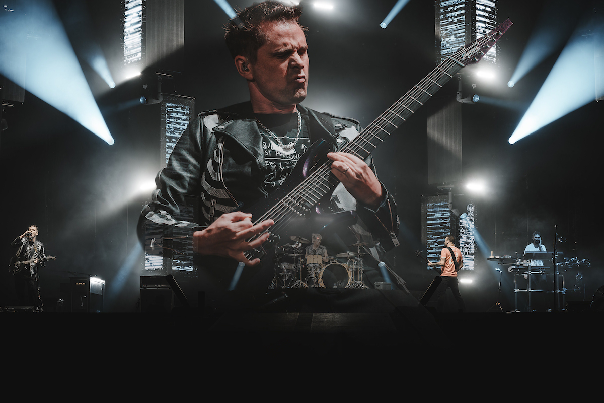 RollingStoneFra's tweet photo. ÉPHÉMÉRIDE : Le 9 juin 1978 naissait Matthew Bellamy de @museband.
En attendant le prochain album du groupe, retour sur The Will of The People : https://t.co/TodZcuNaW8
Retrouvez notre interview dans notre n°183 : https://t.co/9ZVHl7MCWj
📷 Denis Adam
#muse #matthewbellamy https://t.co/NXzMXcCsdD
