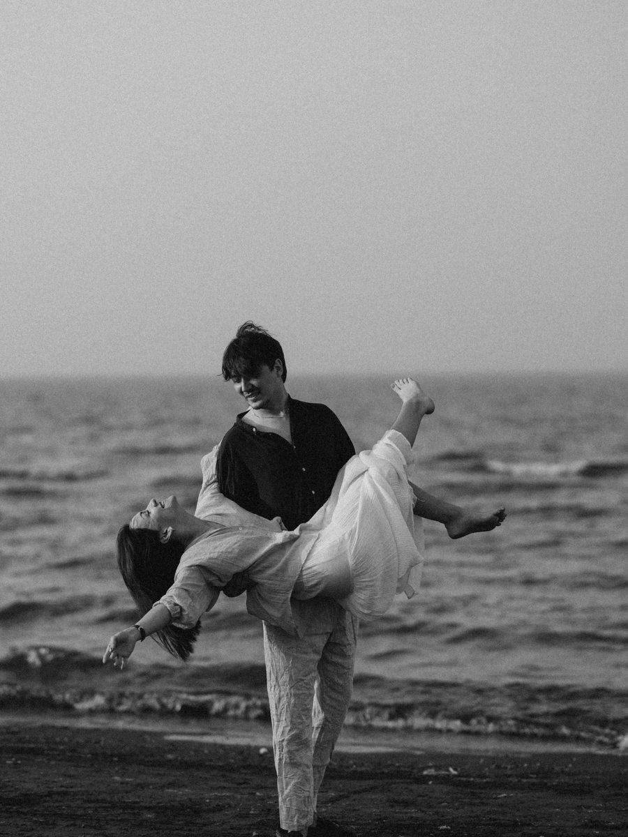 cutelovemood's tweet photo. carry me by the sea https://t.co/dARf1HfOFb