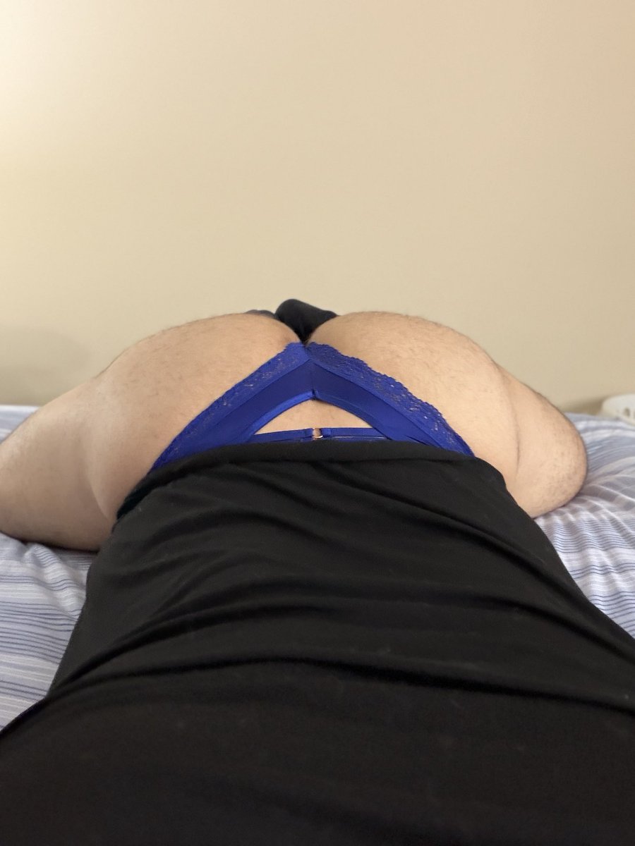 batorcaseyyyy's tweet photo. How’s my arch 😈🍑💦 https://t.co/M6LpuM1Vmp