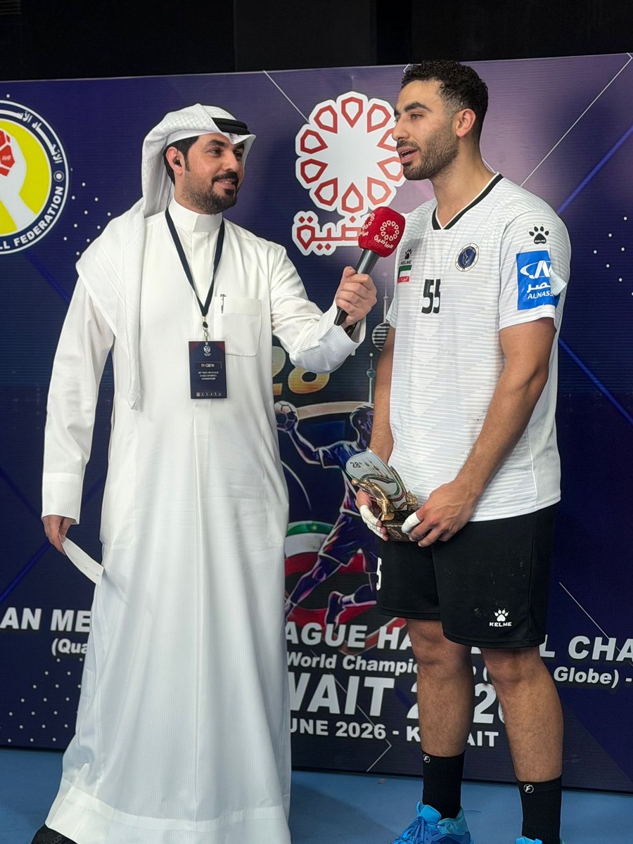 dark_side_n's tweet photo. مع افضل لاعب محسن رمضان في المواجهه اللي جمعت العربي القطري vs برقان الكويتي في ثالث ايام منافسات البطوله الاسيويه للانديه ابطال الدوري بنسختها الـ28 لكرة اليد 🤾‍♂️

#كرة_اليد
#نادي_برقان
#البطوله_الاسيويه 
#handball
#asian 
#kuwait
#football https://t.co/DLP1X2a7di