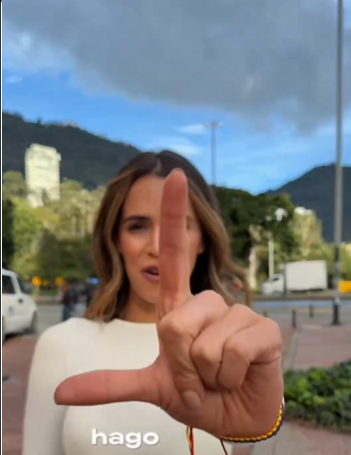 ales1A's tweet photo. @MafeCarrascal @IvanCepedaCast @aida_quilcue me decìa una amiga rusa que eso significa que los pequeños lo tienen grande y los grandes pequeno. https://t.co/kggLfJkQPe