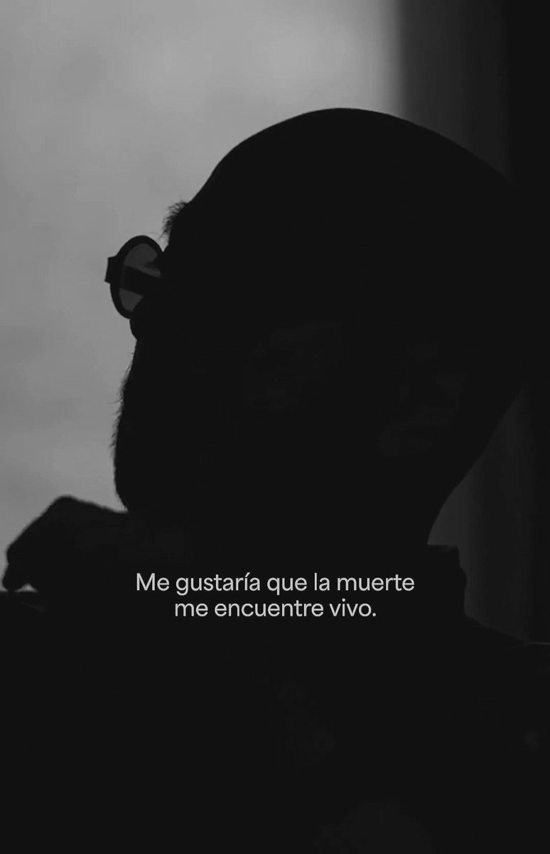 JJFloresHdz's tweet photo. Indio Solari, amén. https://t.co/cSN106Byep