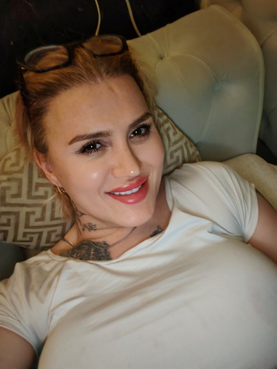 Berna Cann❤‍🔥❤‍🔥 tweet media