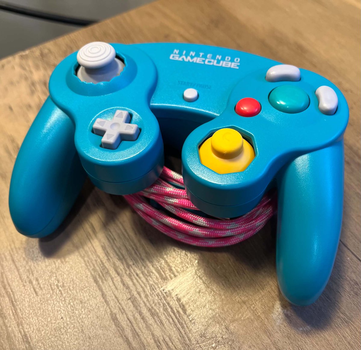 JKJplays's tweet photo. Despite being busy with irl stuff (all great things!) I just had to let you all know i'm still out here producing some of the best devices in the game👀

Commissions are still OPEN!

If you're interested in a top-level device for a reasonable price, hit my line 📲 https://t.co/SwidwYsMQs