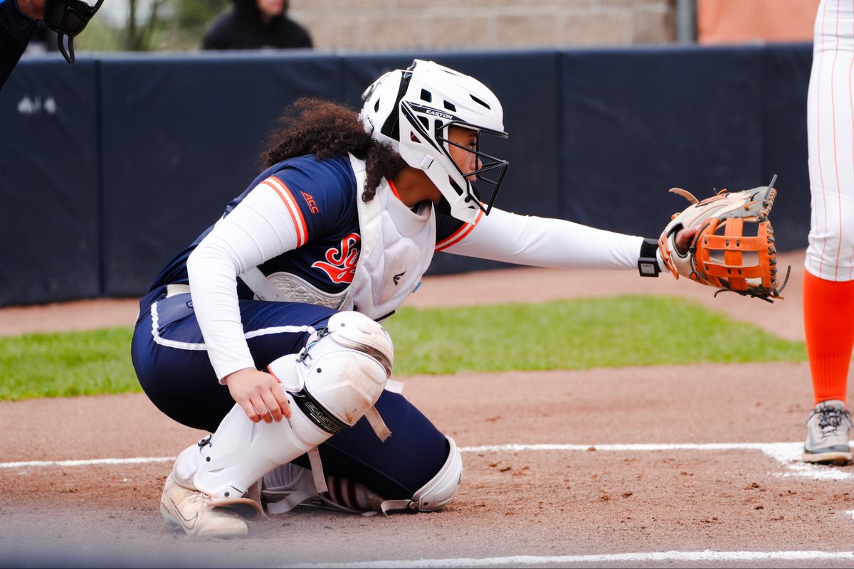 BellidoK1's tweet photo. Officially in the transfer portal! 

ACC Transfer 

D1 catcher with 3 years of eligibility 

📞 631-205-3745

📧 Kiara1bellido@yahoo.com https://t.co/0V9SUydyaD